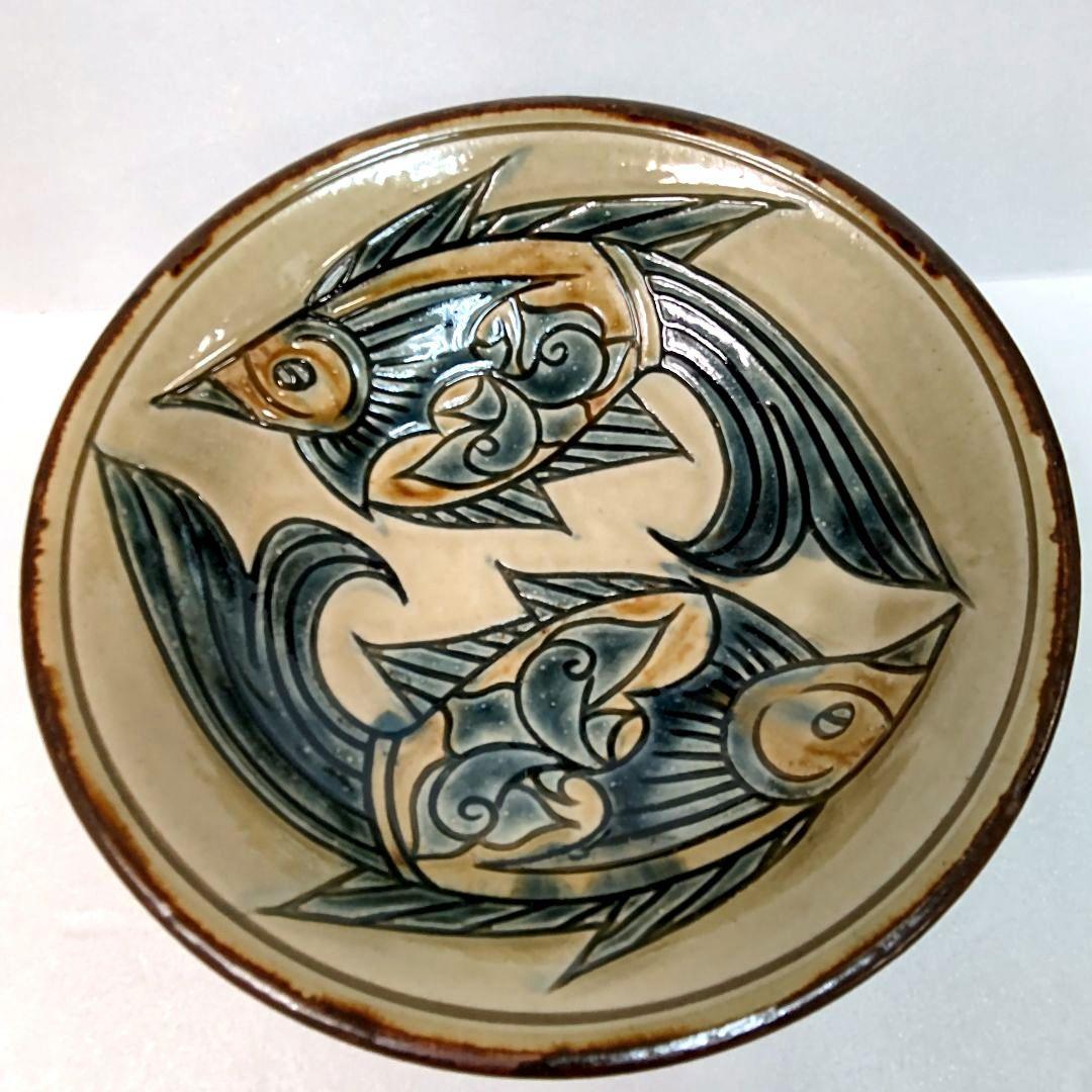 魚紋の大皿 金城敏昭作