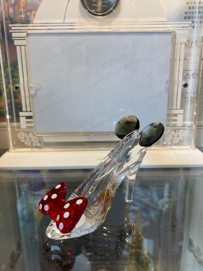 スワロフスキー　ディズニー置物　ミニー型ガラスの靴超レア品！