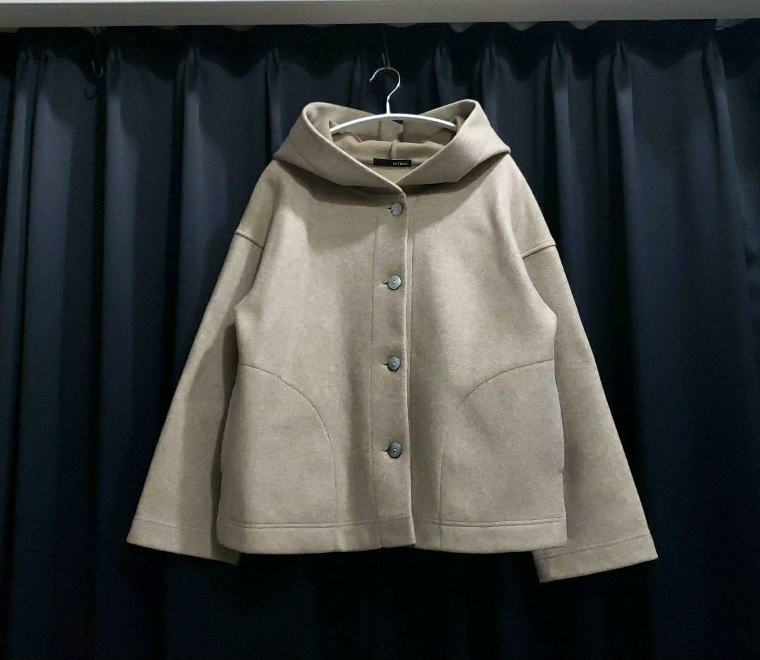 Vent Blanc 美シルエットコート