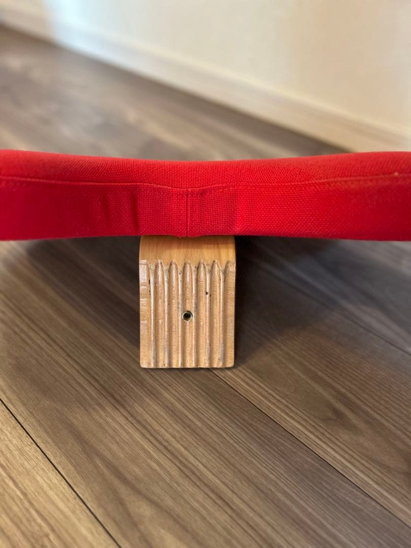 balance Easy バランスチェア 椅子　レッド