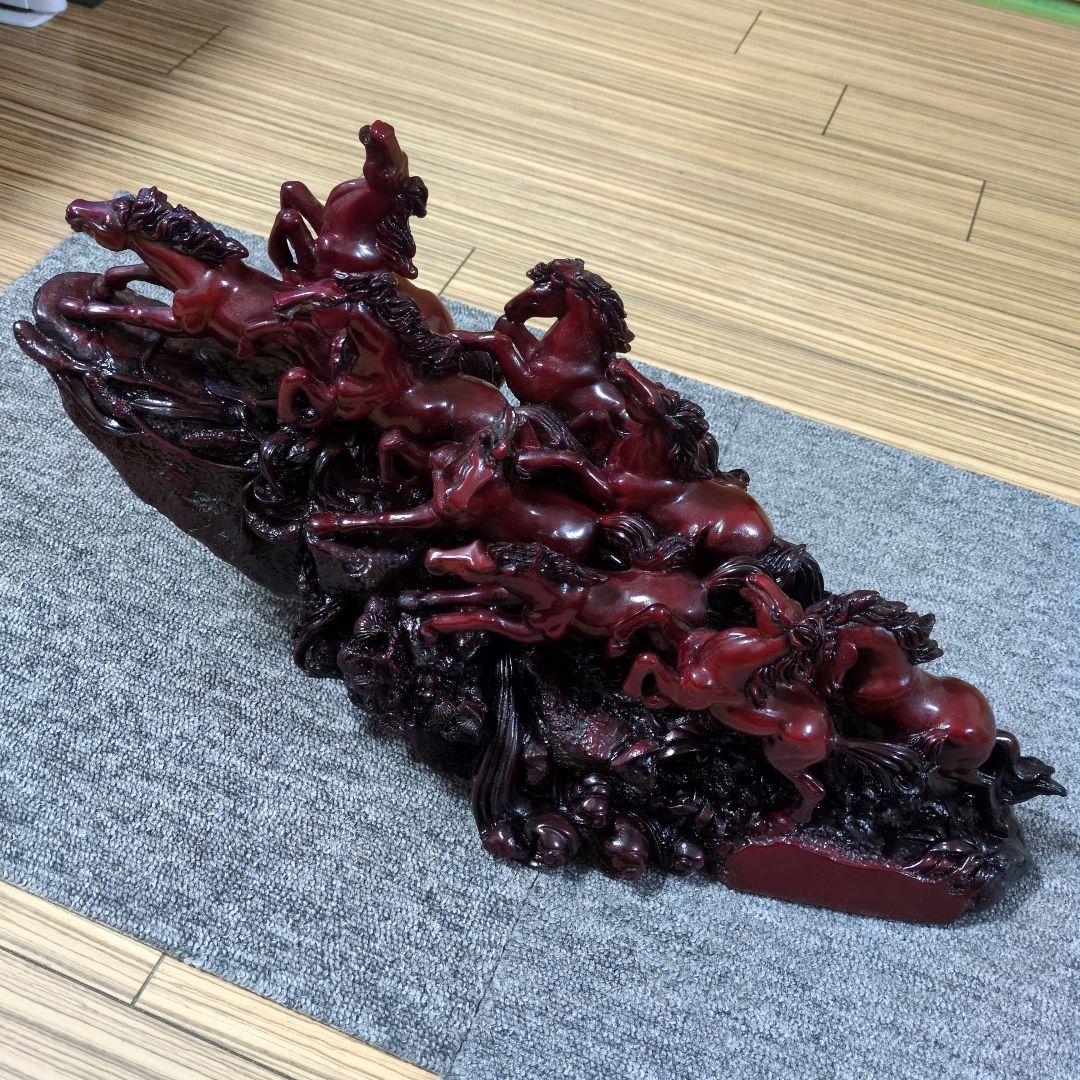 ９頭馬の置物