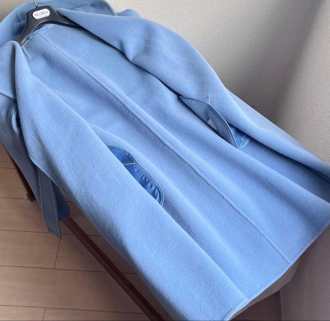 クチートアマーノ ロゴプレートフーデットコート マックスマーラM