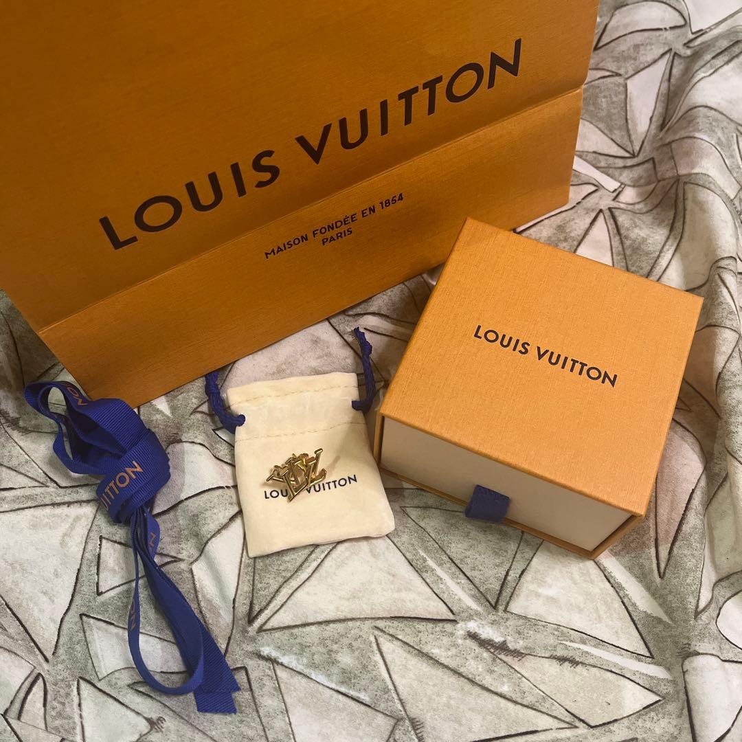 ピアスLV（ルイヴィトン）アイコニック