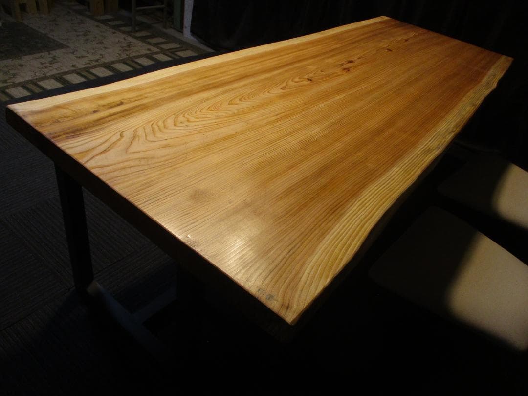 # 870 ■　杉　スギ　テーブル　ローテーブル　ダイニング　座卓　一枚板