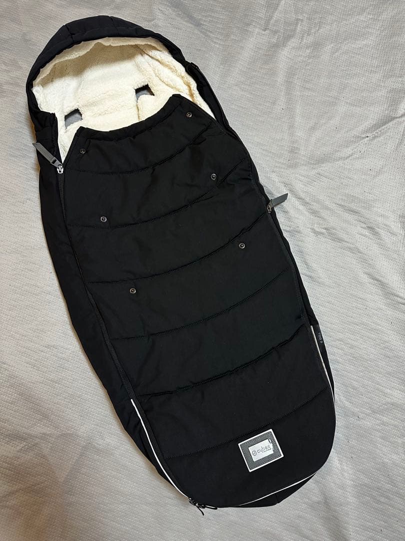 Cybex ブラック ベビーカー用　フトットマフ