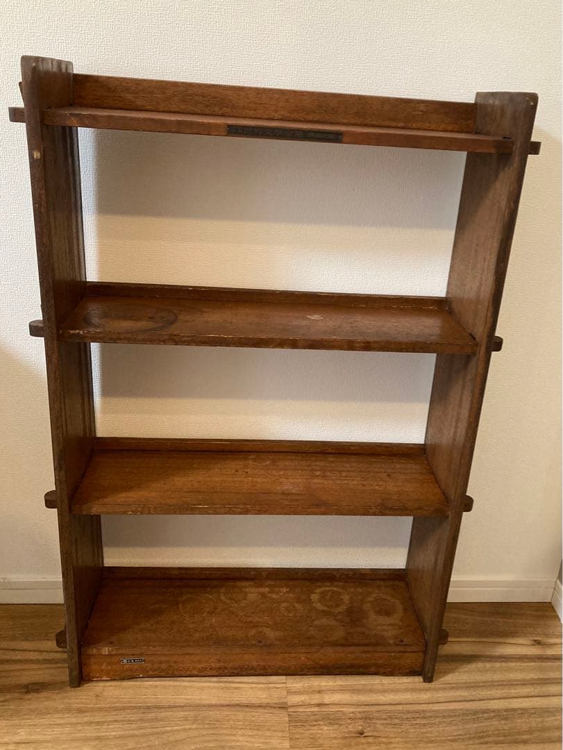 世界文学全集の本棚　大丸