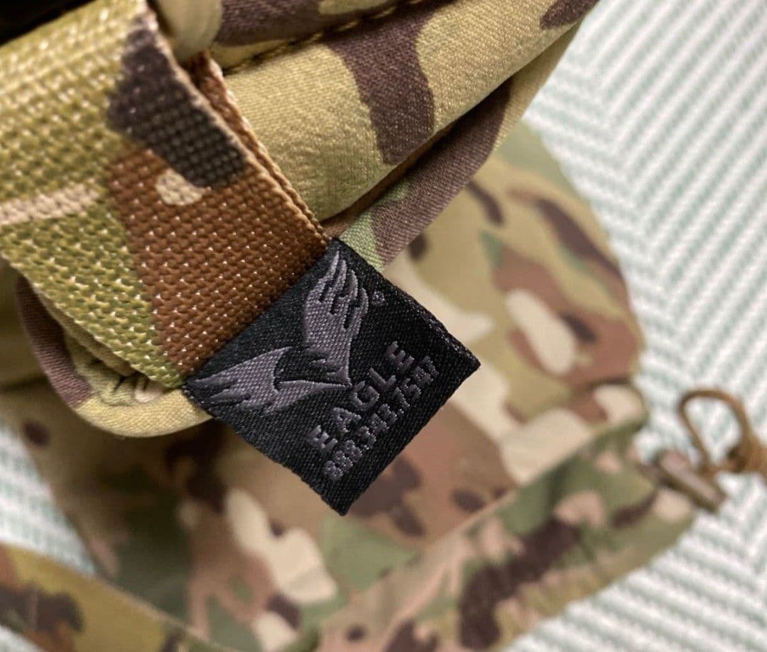 米軍実物/Eagle Industries ハンドウォーマースリーブ マルチカム