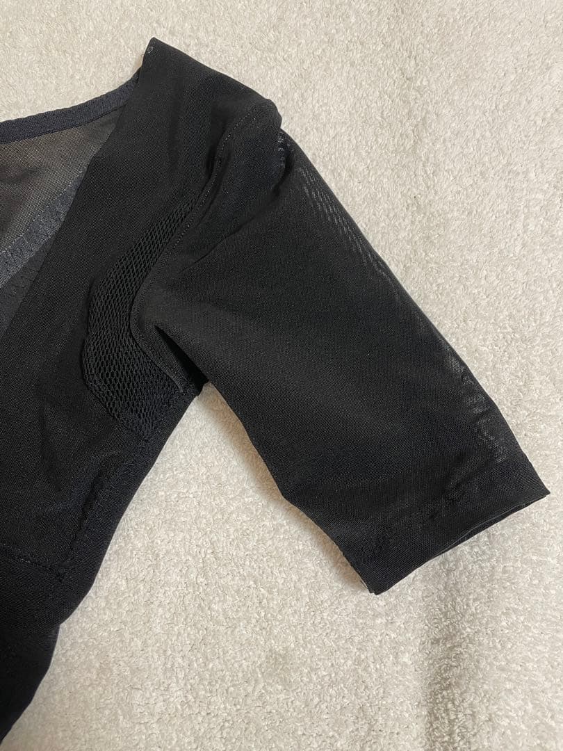 グラントイーワンズ ララグラント 70M 袖付きボディスーツ 補正下着　引き締め