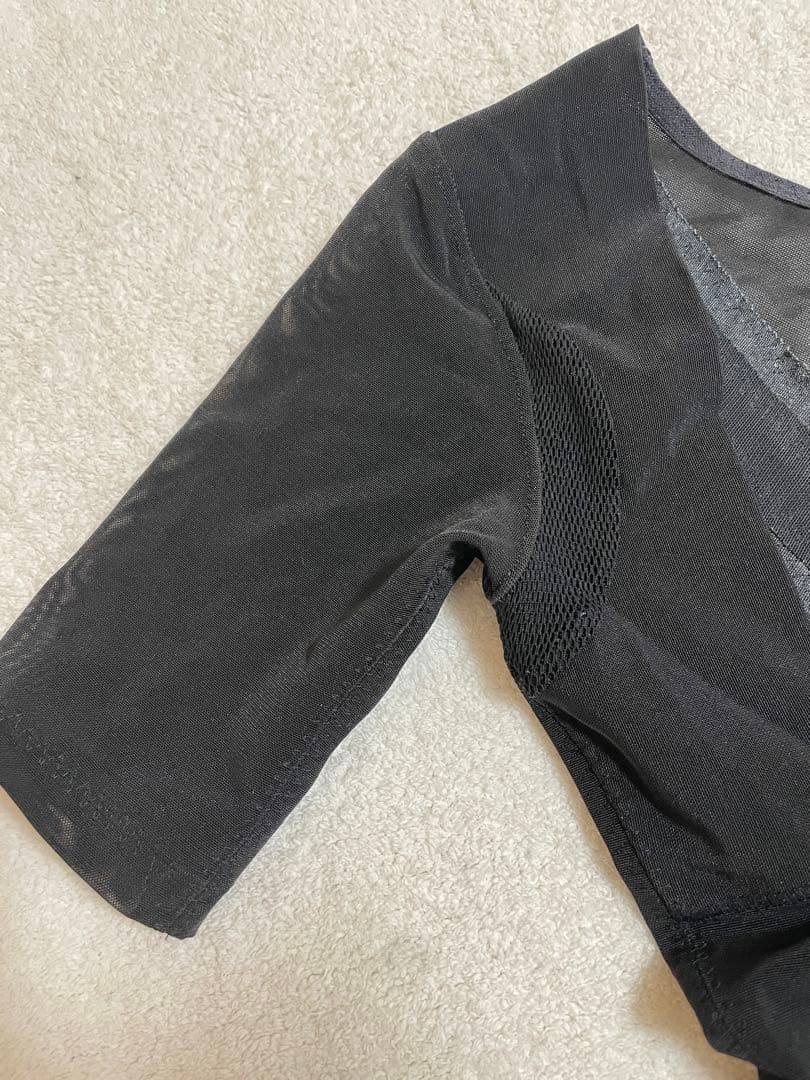 グラントイーワンズ ララグラント 70M 袖付きボディスーツ 補正下着　引き締め