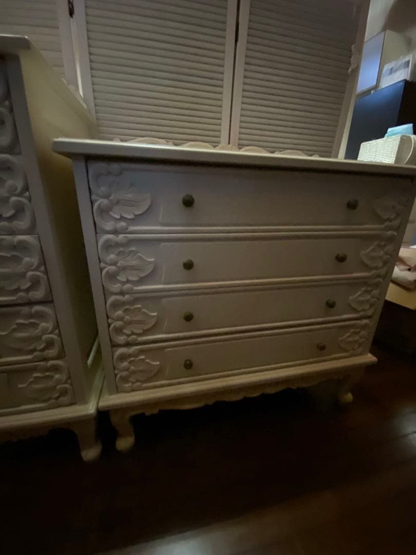 彫刻装飾♦️高級 ロココチェスト♦️４段 大容量♦️ホワイトシャビー♦️フレンチ♦️送料込