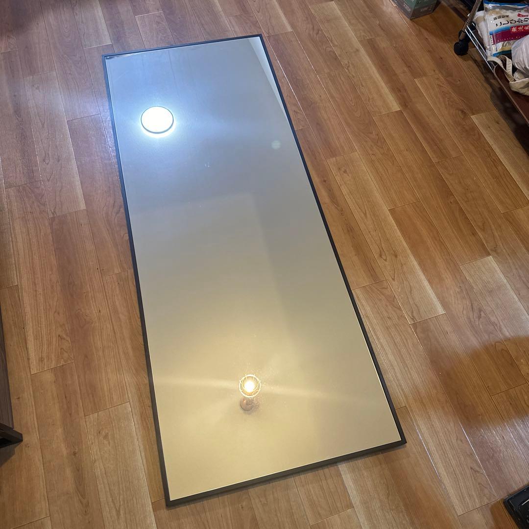 【新品】木製フレームの壁掛け鏡