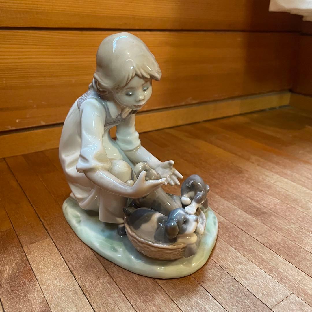 【レア・希少】リアドロ　リヤドロ　LIADRO 置物　陶器人形　人形　少女　犬