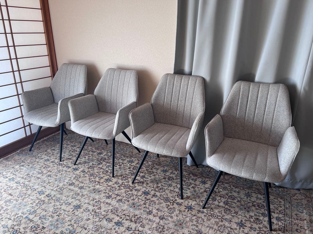 グレー 180度 回転式 肘付き ダイニングチェア 3脚セットのうちの1脚