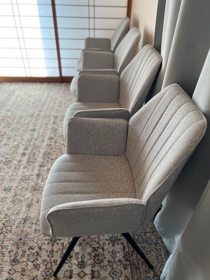 グレー 180度 回転式 肘付き ダイニングチェア 3脚セットのうちの1脚