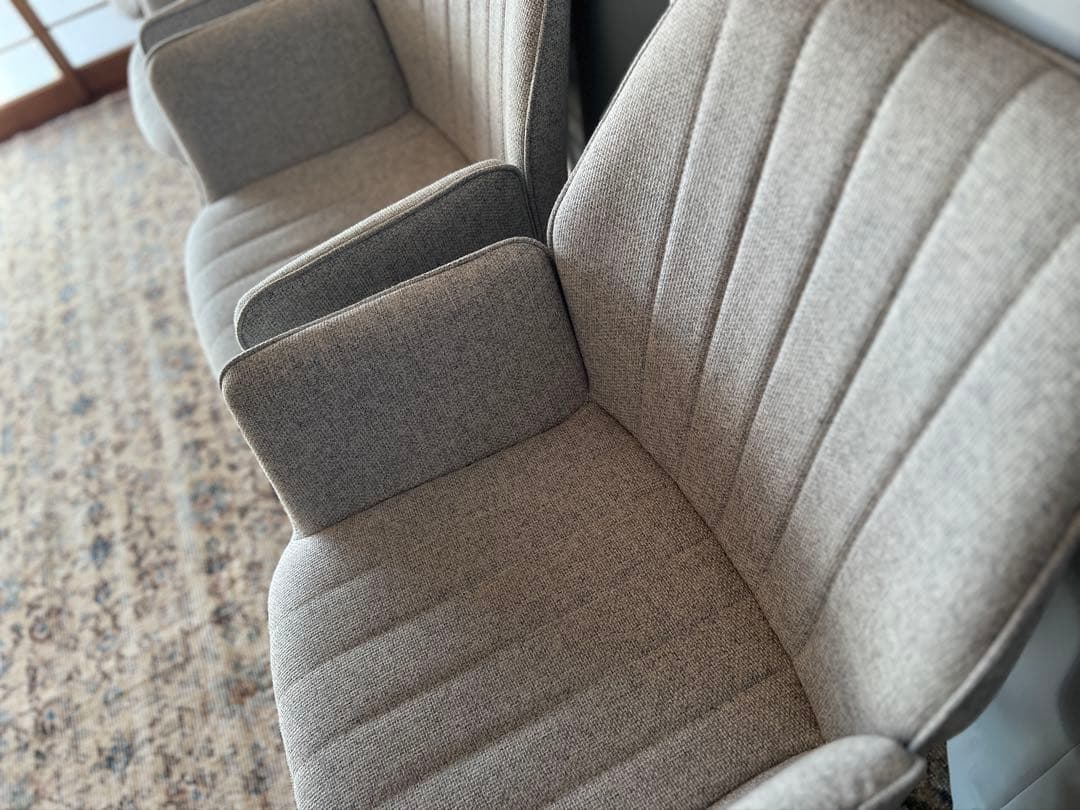 グレー 180度 回転式 肘付き ダイニングチェア 3脚セットのうちの1脚