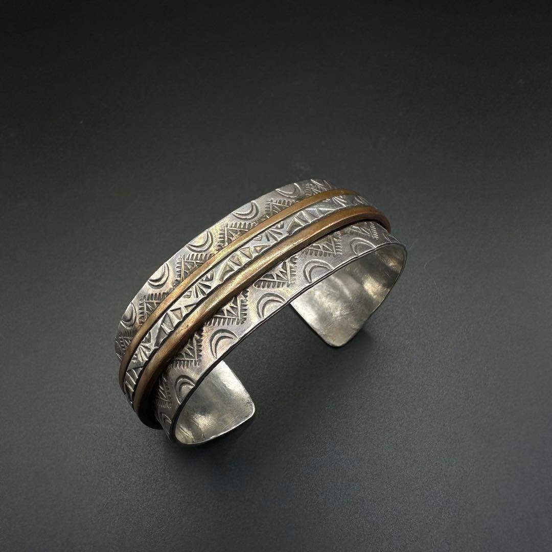 Navajo Wylie Secatero 脱着可スタンプワーク　バングル