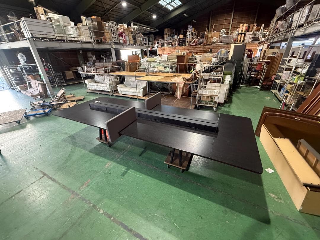 Vitra（ヴィトラ） Joynシリーズ ミーティングテーブル