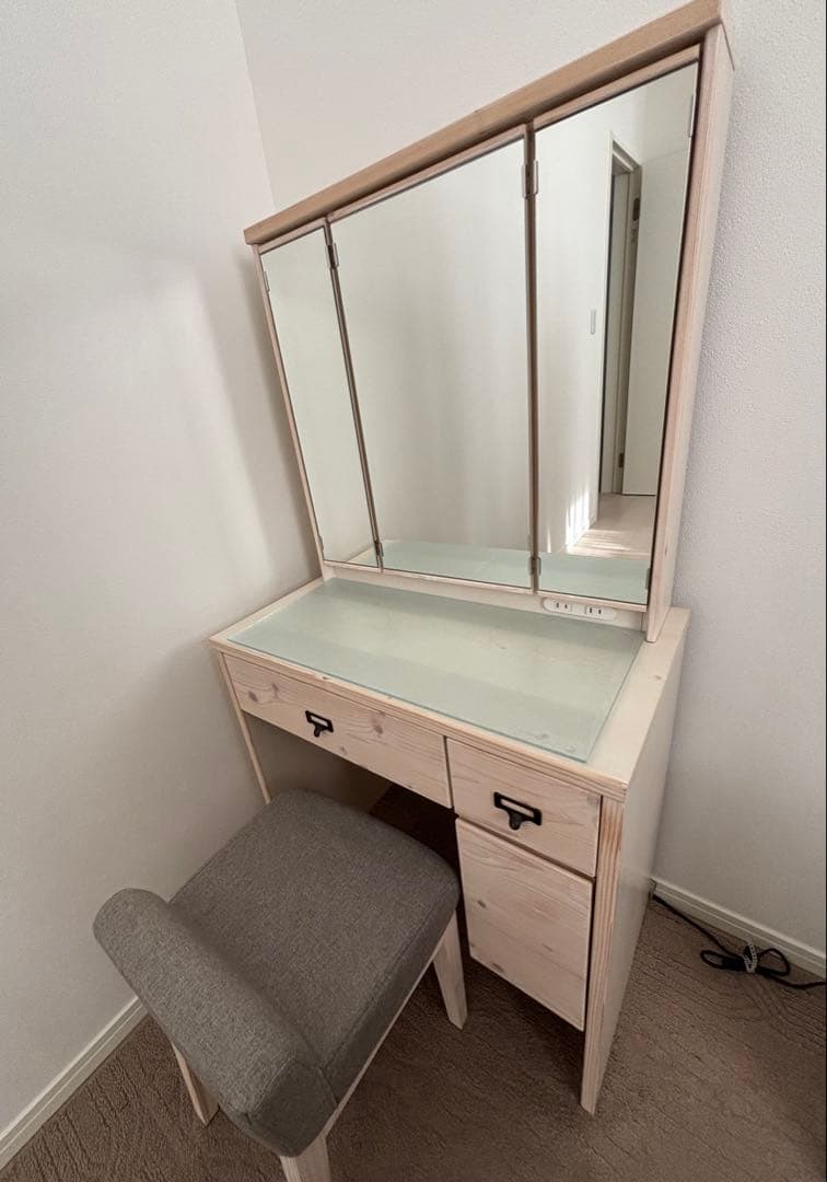 ★三面鏡ドレッサー 鏡裏収納、木製