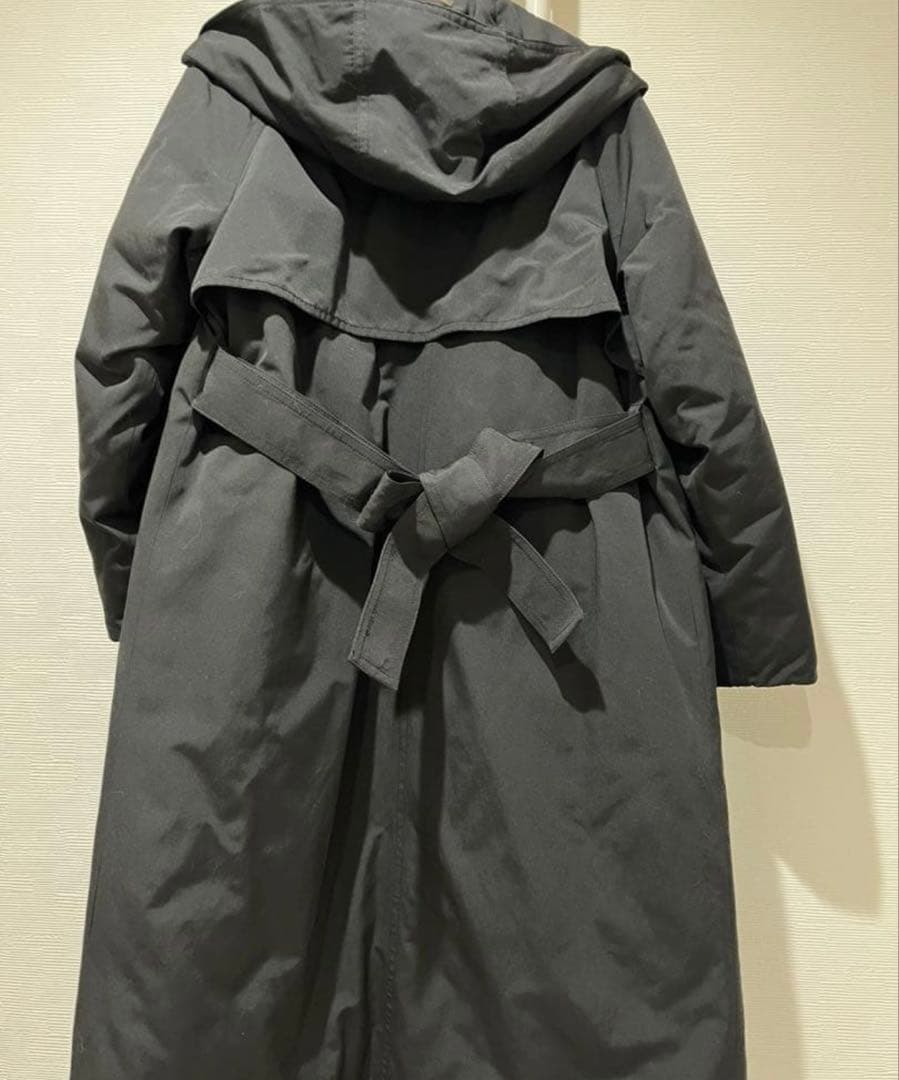 IEDIT 撥水ベルト付きダウンコート　ボタンタグ付き　ブラック