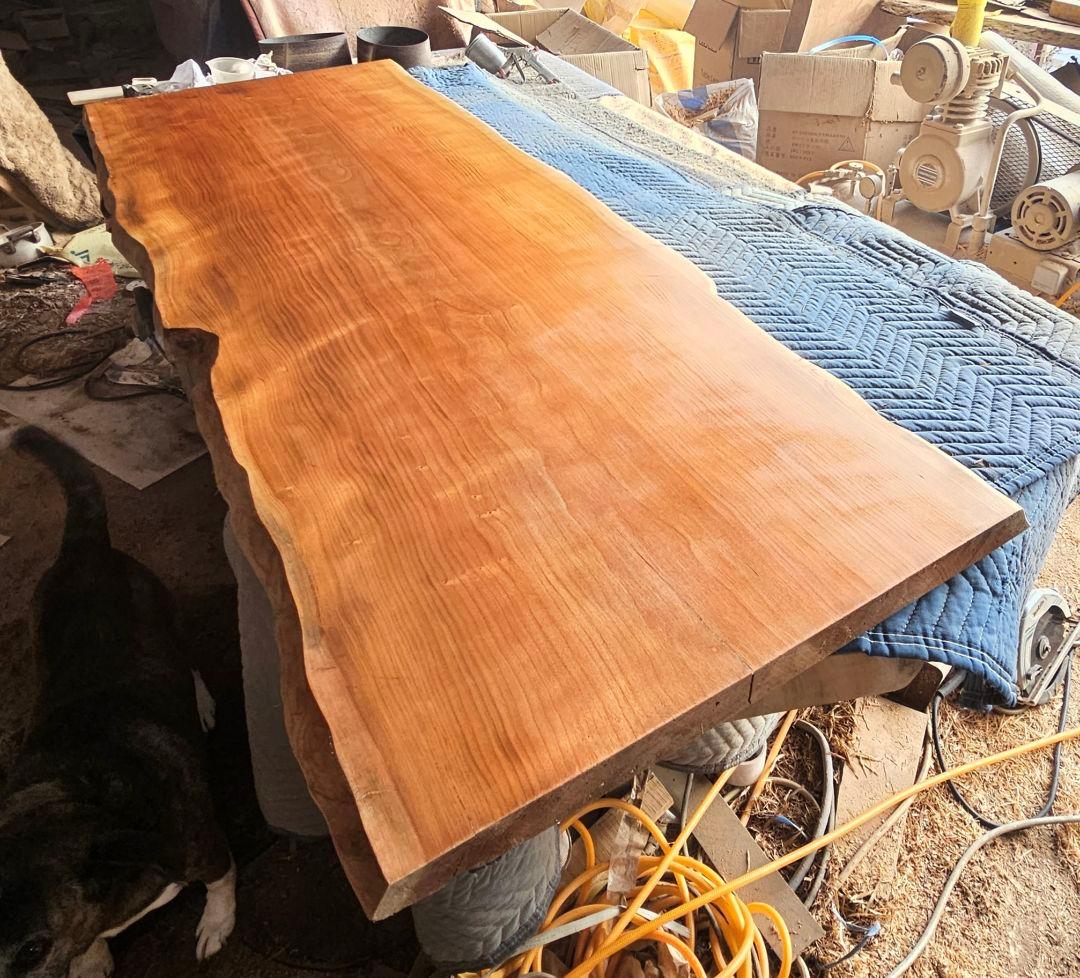 チェリー　一枚板　桜　ダイニング　テーブル　カウンター　座卓　栃　杢