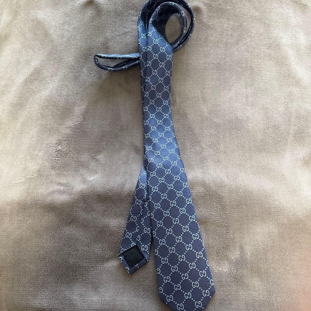GUCCIグッチネクタイ【美品】