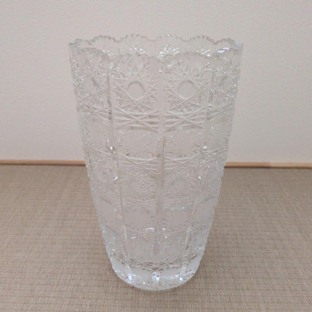 ボヘミアクリスタル 花瓶　フラワーベース