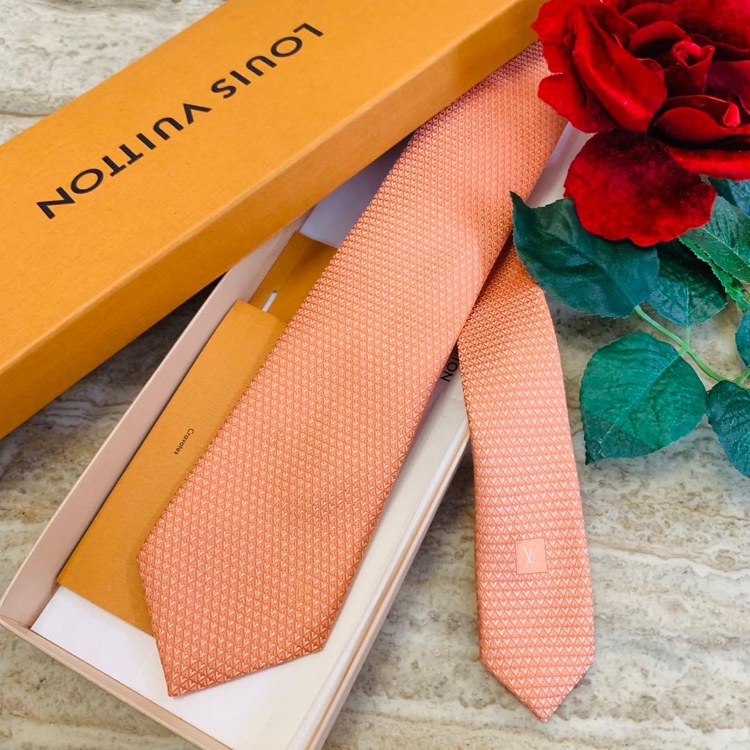 N9 新品未使用 現行品 ルイヴィトン V総柄 ロゴ刺繍 ネクタイ メンズ