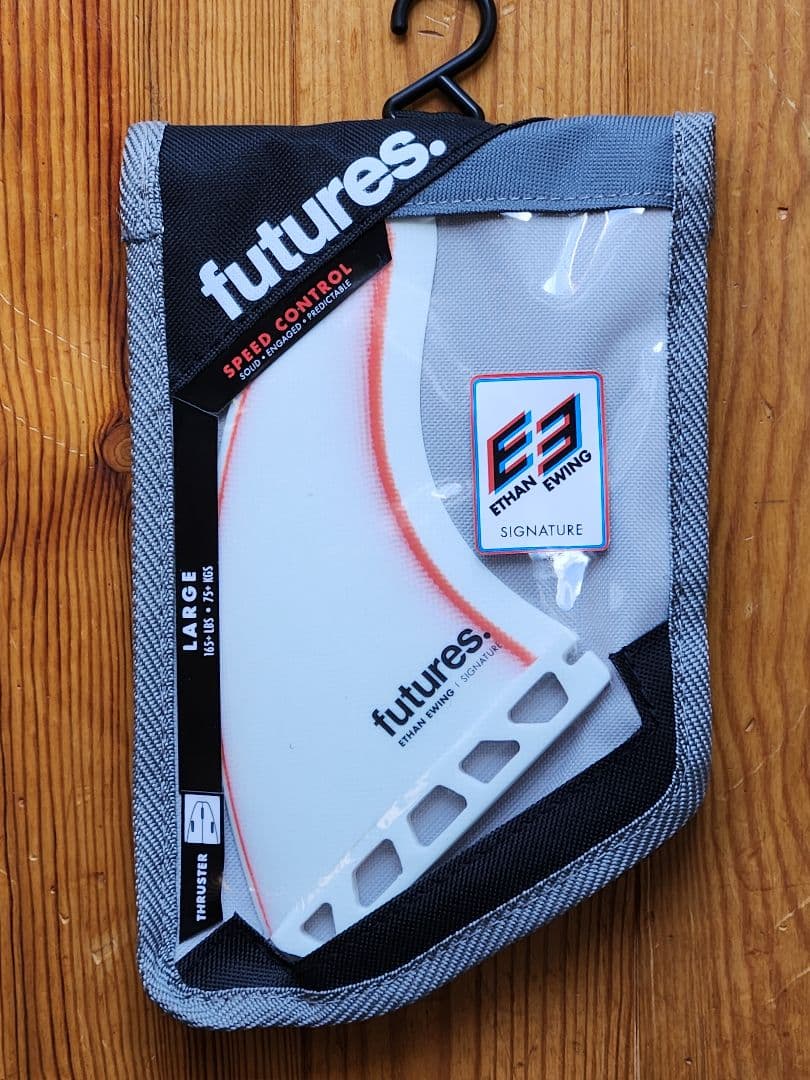 NEW＜新品・送料込＞futures Ethan Ewing トライフィン(L）