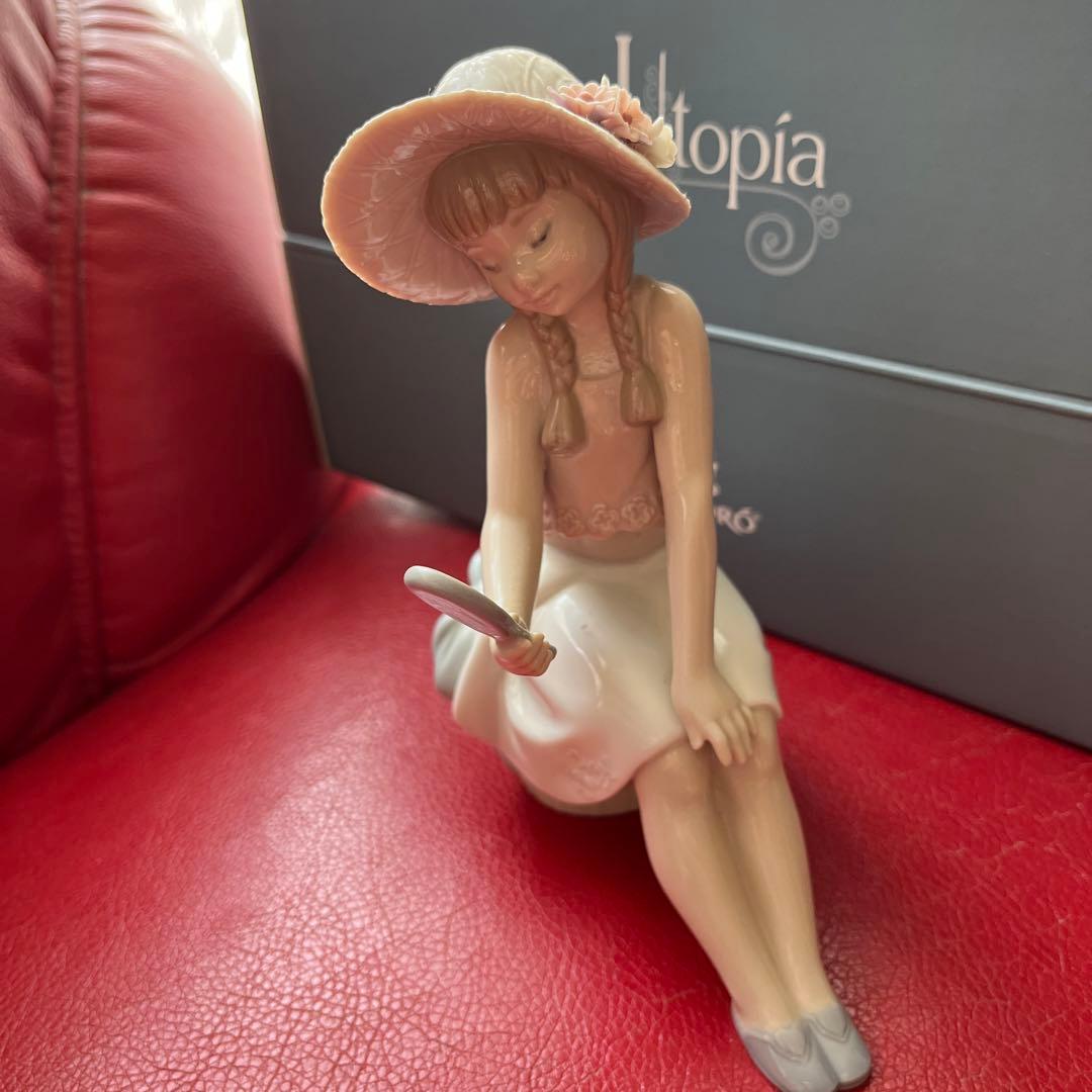 Lladro/リヤドロ 8238 「にあうかな 」