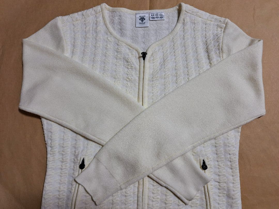 デサントフルジップジャガードセーター