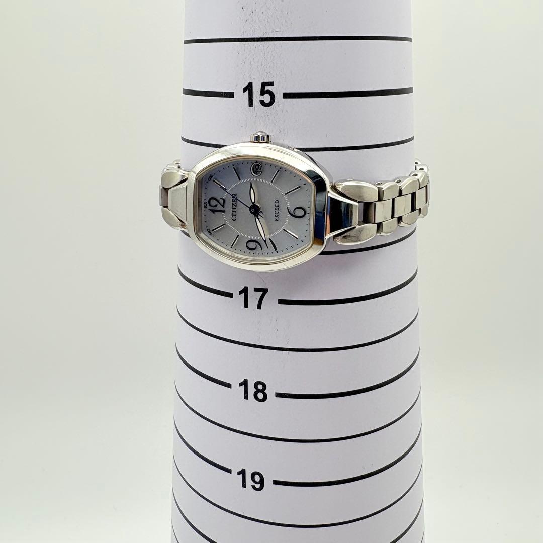美品 CITIZEN エクシード 電波ソーラー 腕時計 シルバー トノー 稼働品