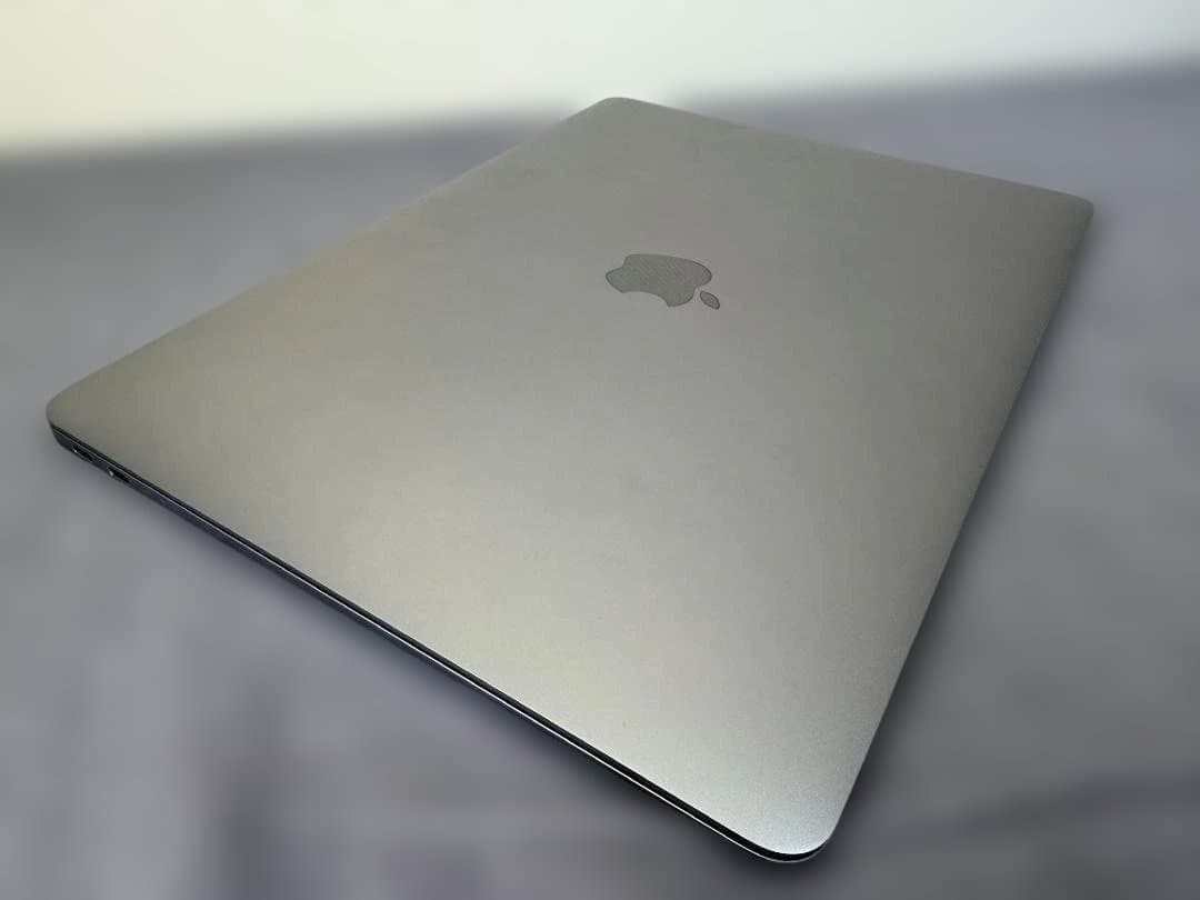 MacBook Air (M1, 2020) スペースグレイ