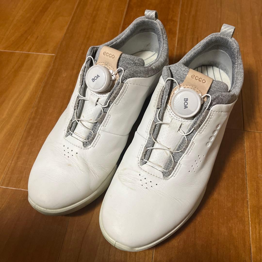 ECCO ホワイト BOAゴルフシューズ