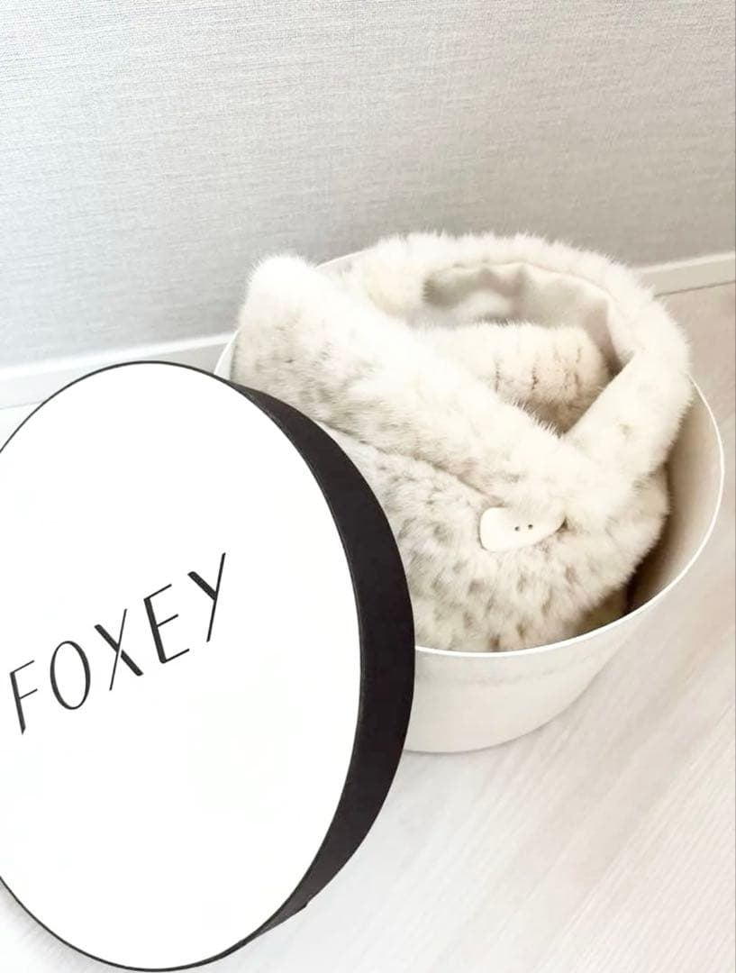 ＤＡＩＳＹ ＬＩＮ for ＦＯＸＥY Mink　Collar　アイボリー