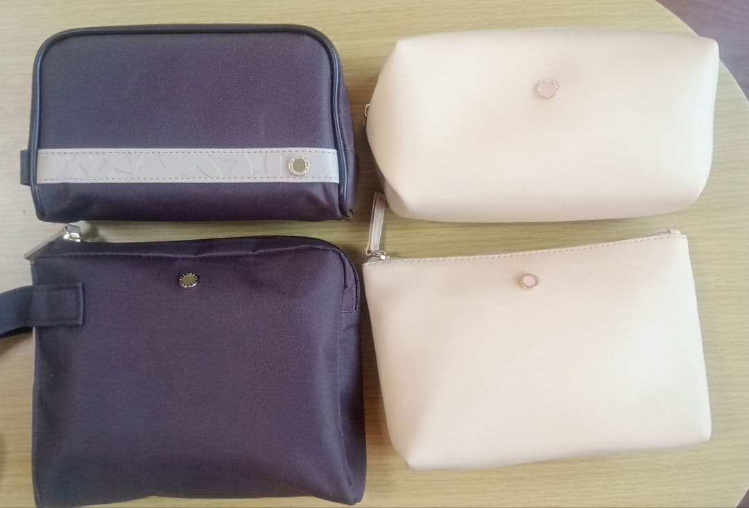 エミレーツ航空　ビジネス　アメニティ　4点