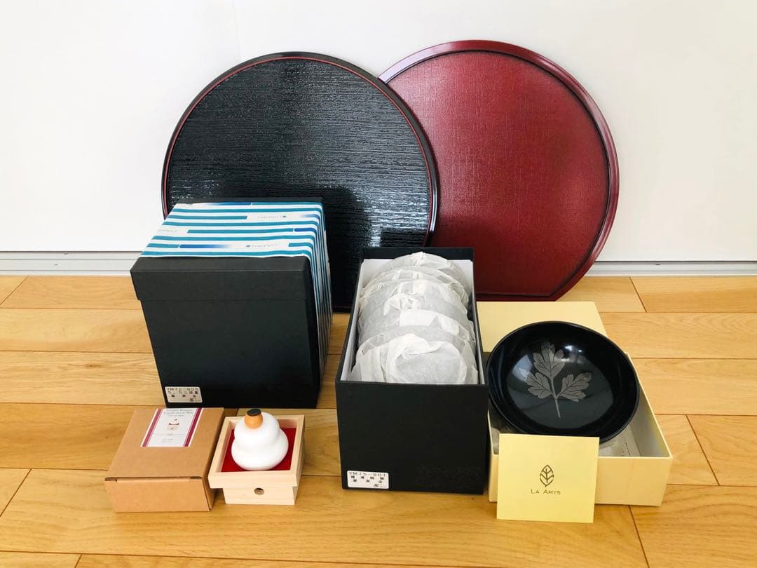 お祝い　高級漆器　セット　三段重　雑煮椀　半月盆　菓子受け　木製鏡餅