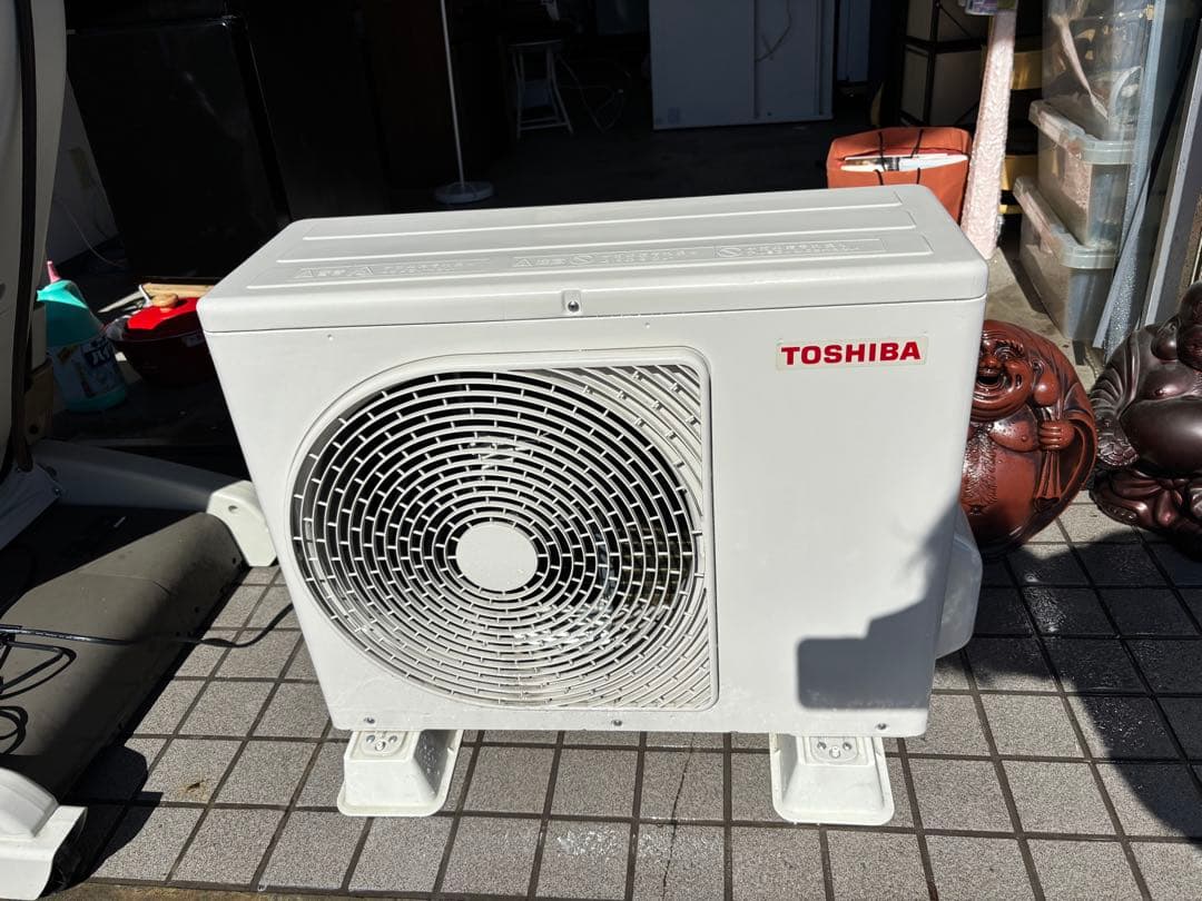 東芝ルームエアコン 2.2kw 6畳〜8畳向け 極美品 2024年製