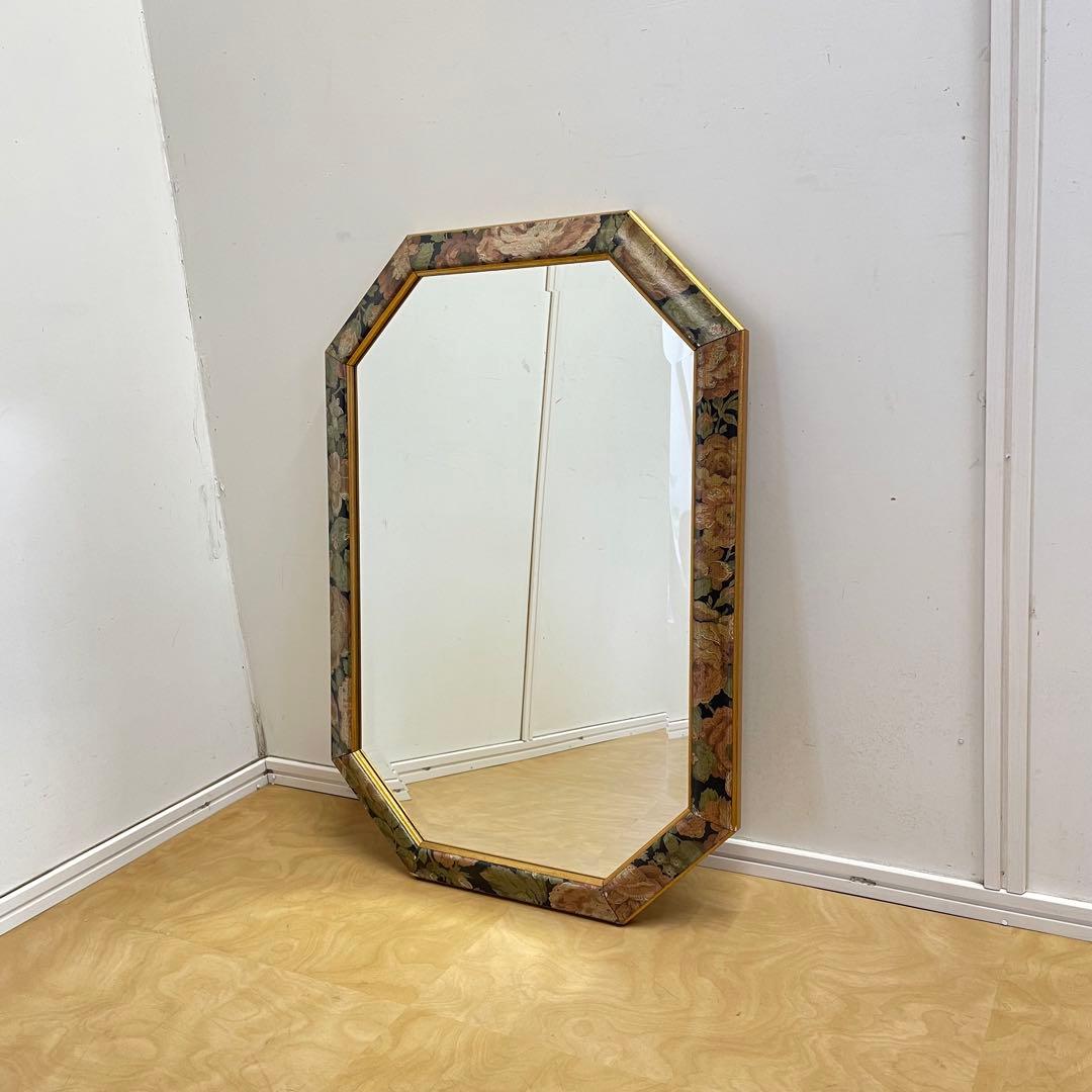 イタリア製 アンティーク調 8角ミラー 鏡 花柄 壁掛け式 ウォールミラー 姿見