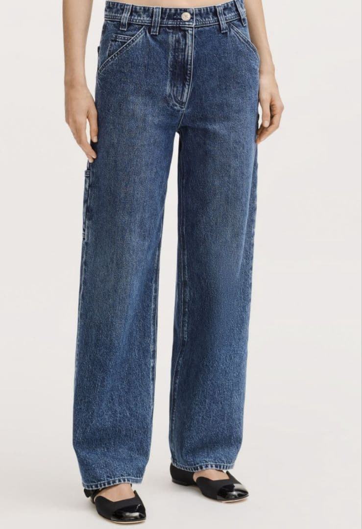 CHANEL デニムジーンズ　新品未使用　今週いっぱい迄！ジェニー愛用