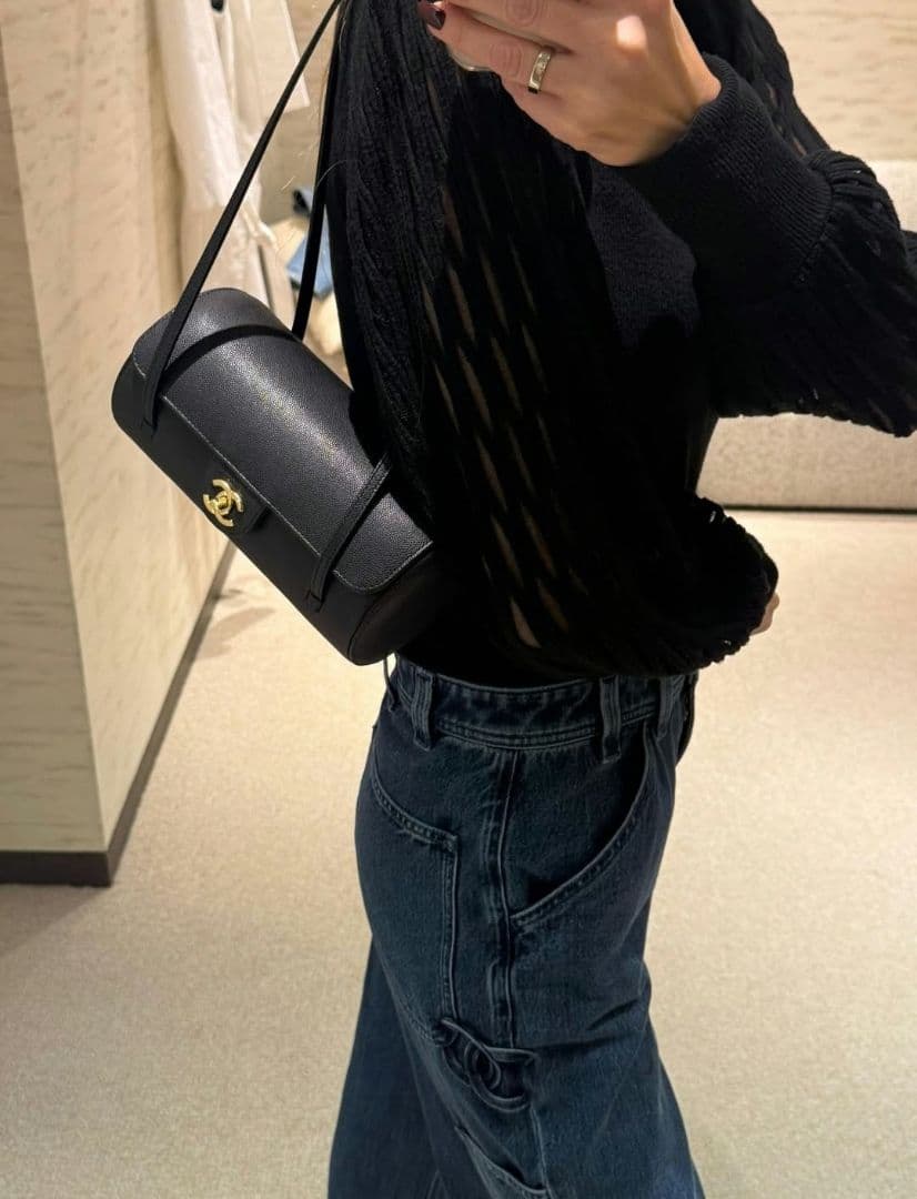 CHANEL デニムジーンズ　新品未使用　今週いっぱい迄！ジェニー愛用