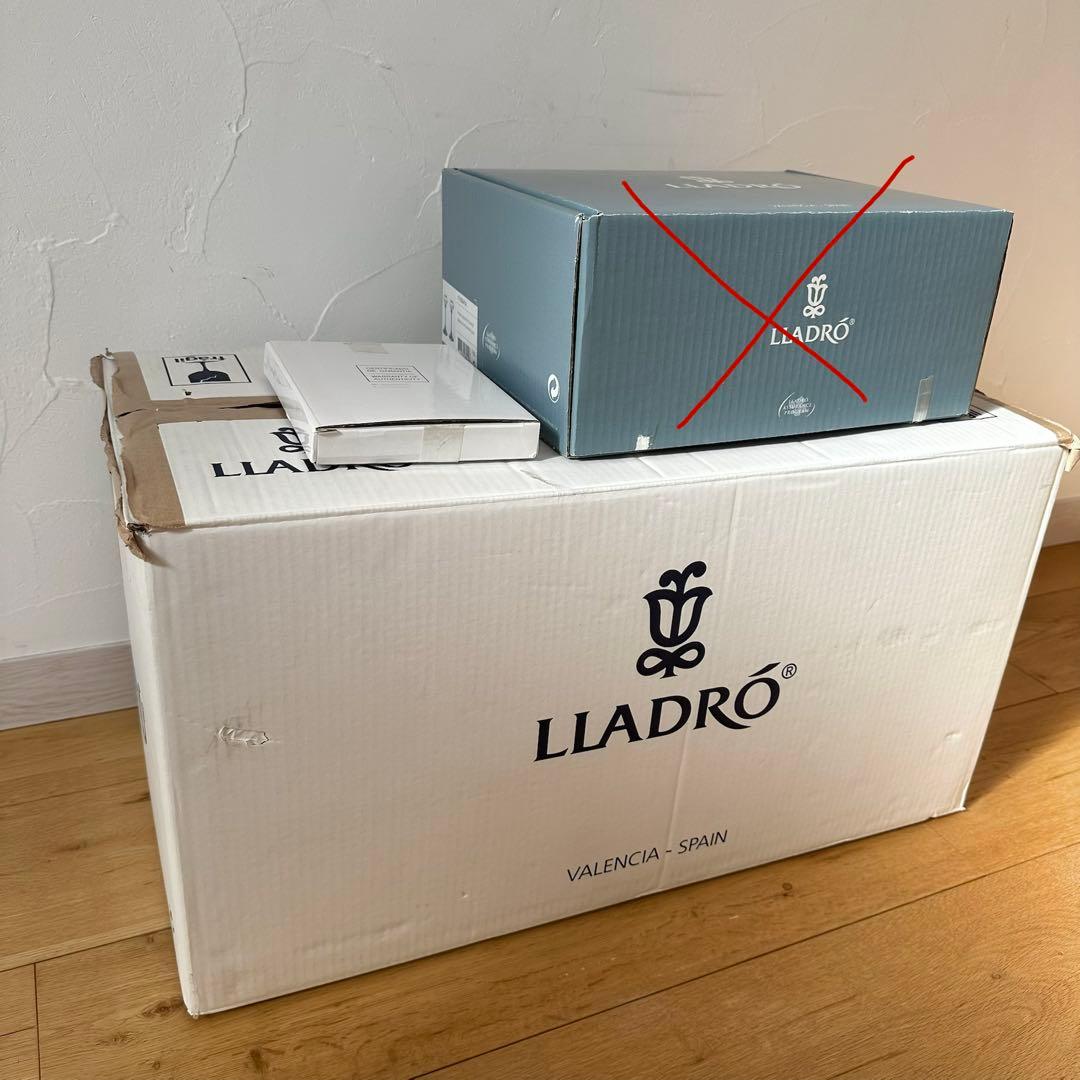 【美品】LLADRO リヤドロ　雛人形 親王飾り　限定品　屏風 ぼんぼり付属