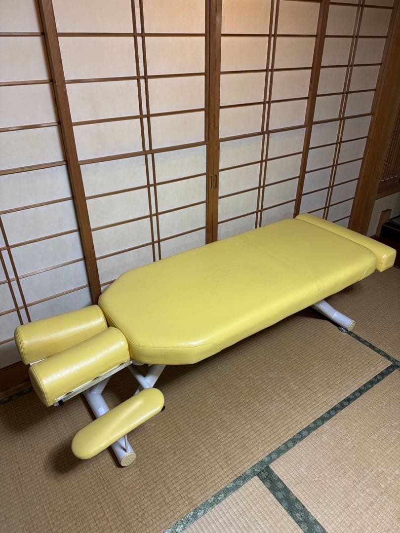 高田アプローチベッド　カイロプラクティック　整体院　整骨院　鍼灸院　マッサージ