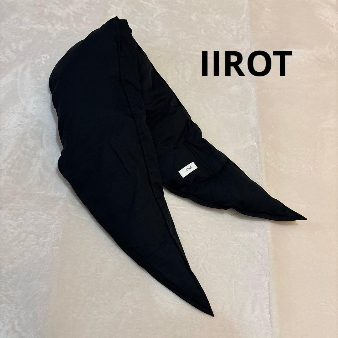 E*A様 iirot イロットPadded Hoodie ブラック UABY バ