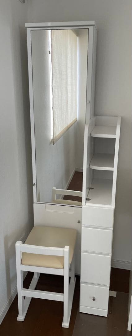 鏡付きドレッサー