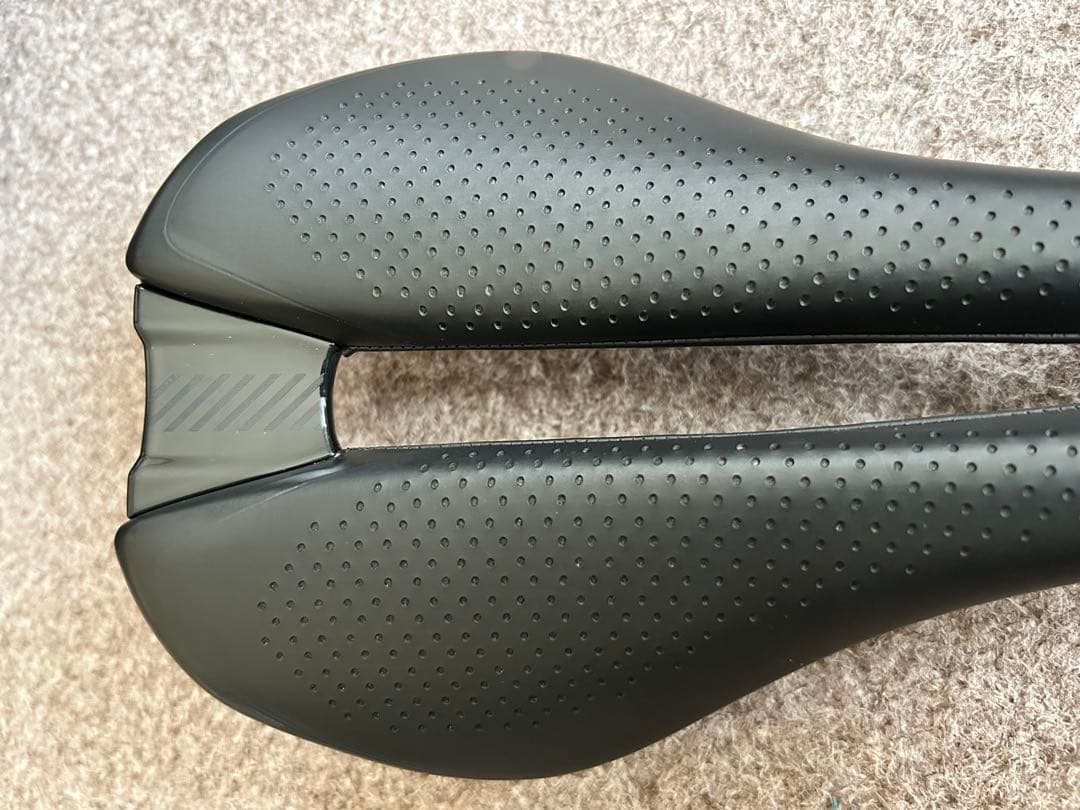 パーツ Bontreger Montrose Elite Saddle 138mm