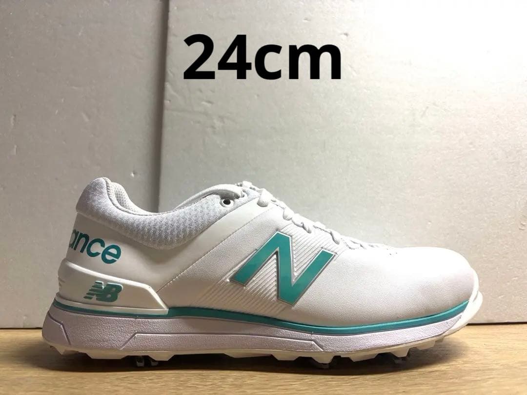 未使用 24cm 2E ニューバランスゴルフシューズ UG2500MN