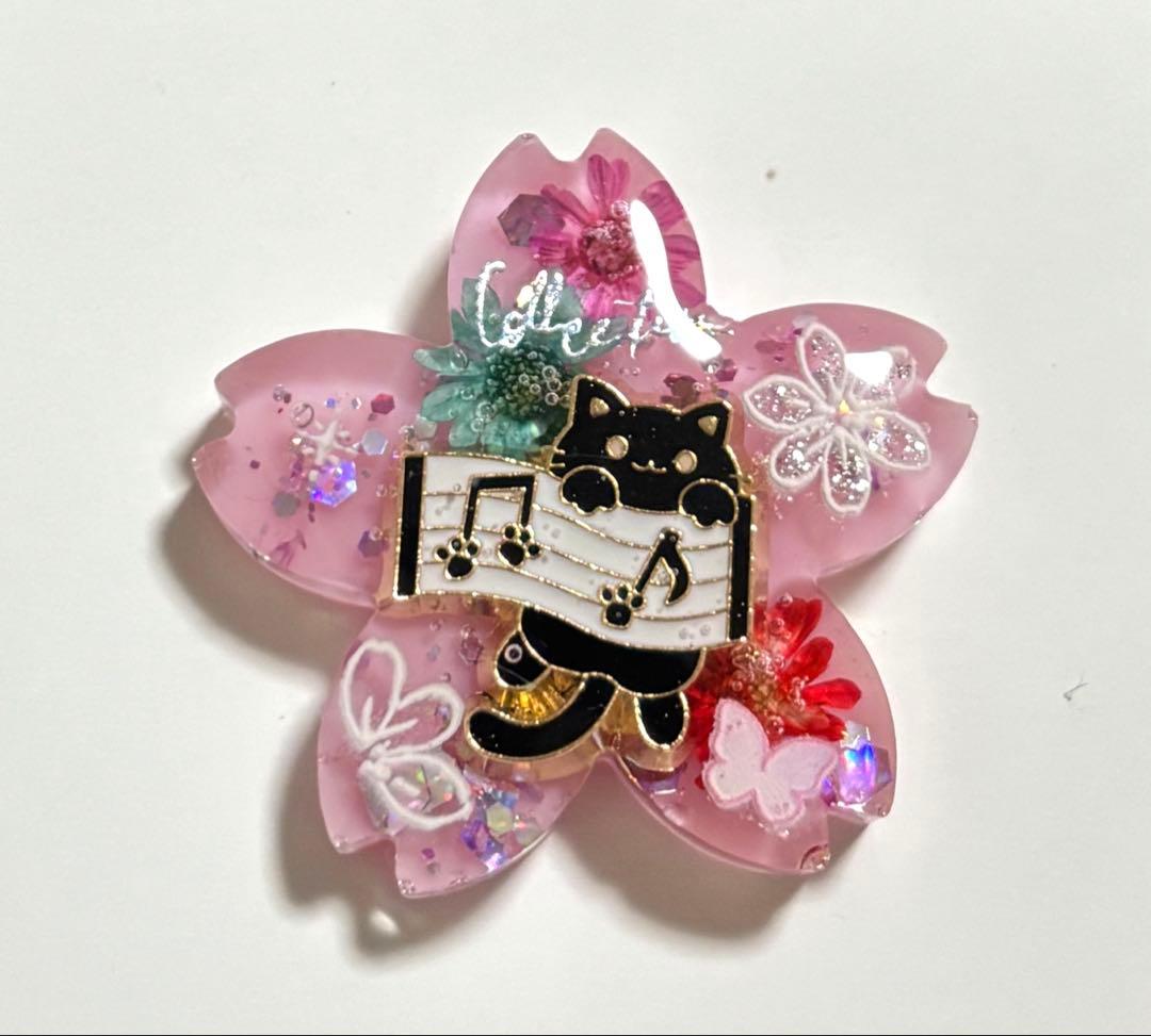 再販不可。桜♡ねこ♡レジンヘアゴムブローチ