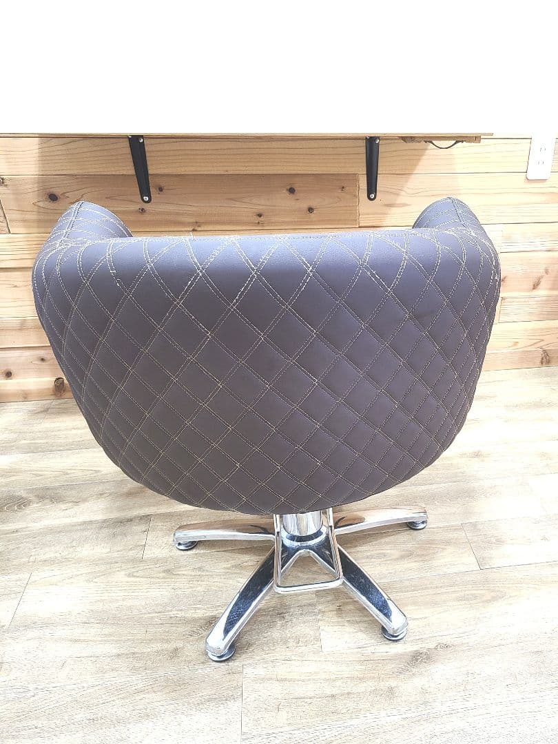 中古　美容室用お客様椅子