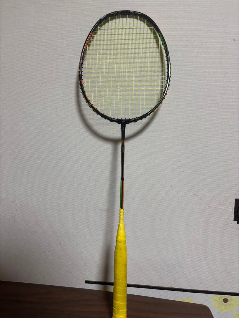 バドミントンラケット　ディオラ10旧色　3ug5