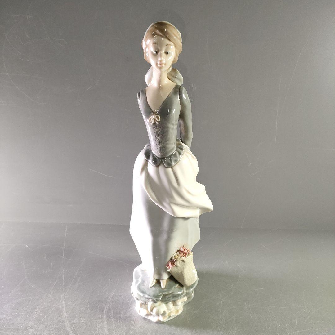 A1075-1/LLADRO/リヤドロ/海のそよ風/陶器/人形/フィギュア/